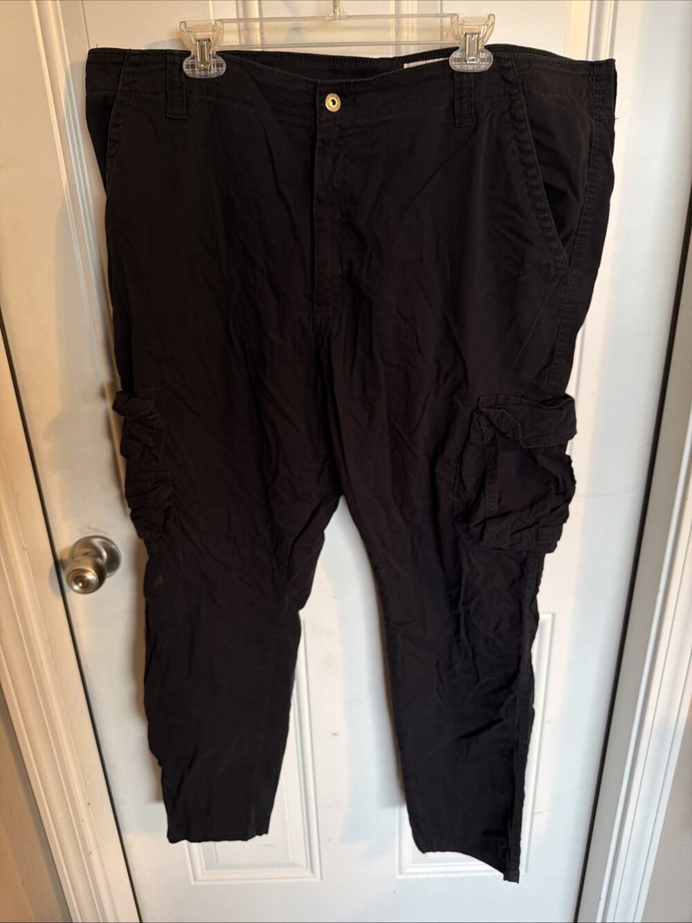 Wrangler Pant Mens 42x30 Black Cotton Cargo Tapered Workwear Utility